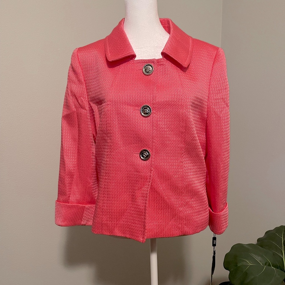 NWT Women's Jacket